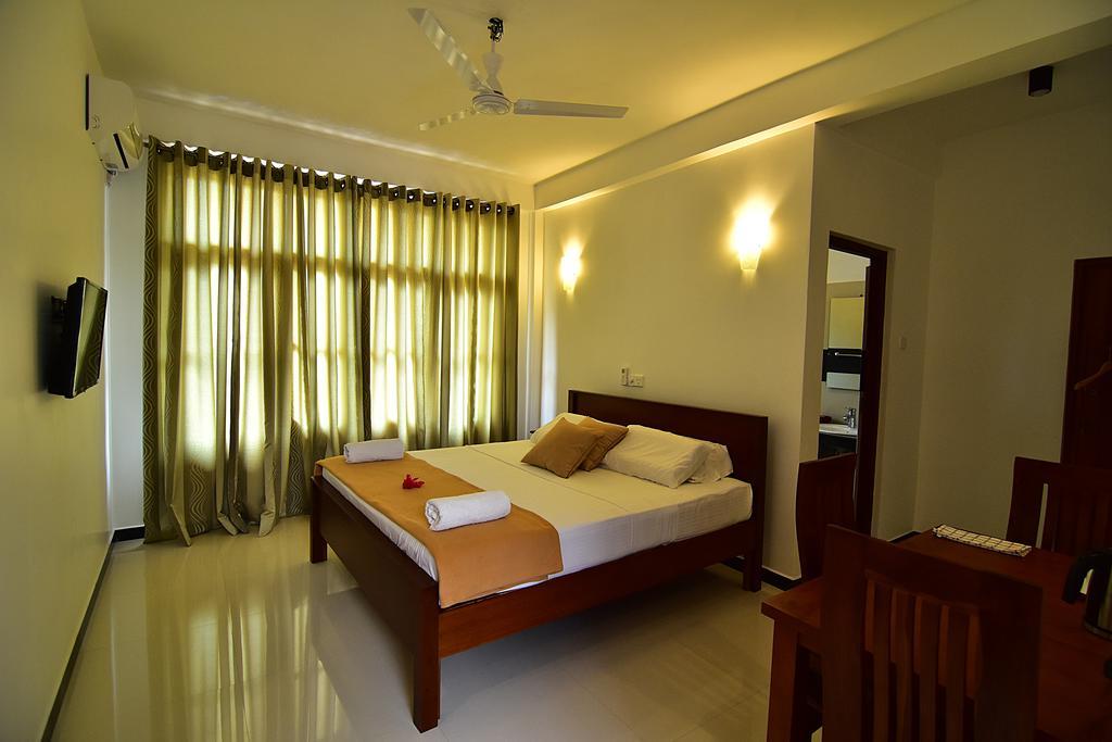 Park Lane 88 Apartments Negombo Exterior foto
